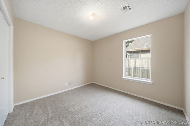 8926 E 86th Street, Tulsa, OK 74133