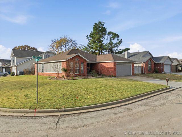 8926 E 86th Street, Tulsa, OK 74133