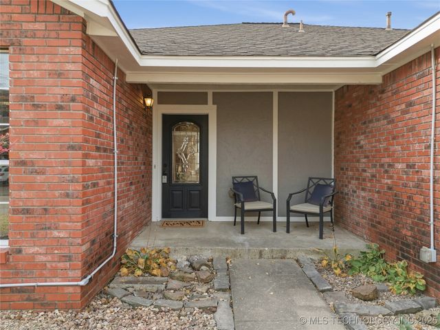 8926 E 86th Street, Tulsa, OK 74133