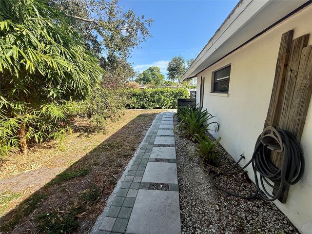 5734 OLIVE STREET, Sarasota, FL 34231