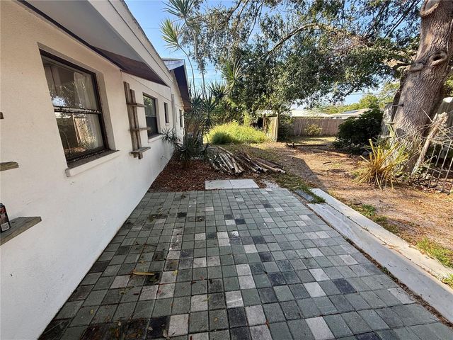 5734 OLIVE STREET, Sarasota, FL 34231