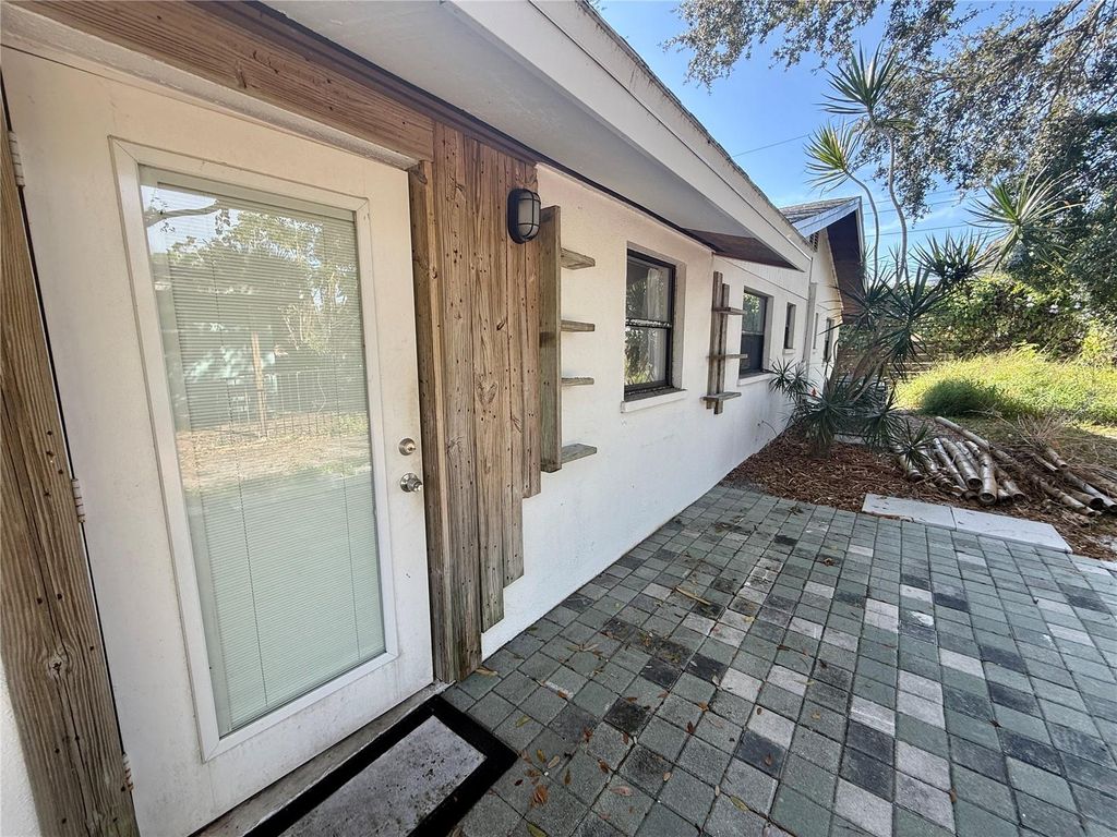5734 OLIVE STREET, Sarasota, FL 34231