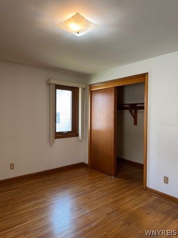 809 George Urban Boulevard, Cheektowaga, NY 14225