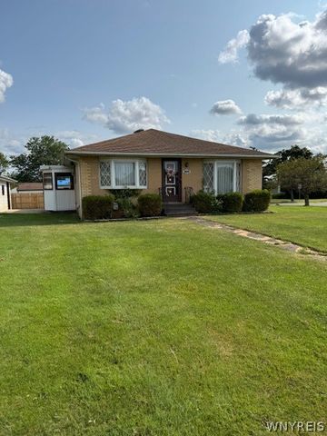 809 George Urban Boulevard, Cheektowaga, NY 14225