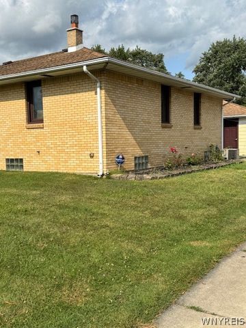 809 George Urban Boulevard, Cheektowaga, NY 14225
