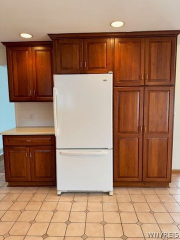 809 George Urban Boulevard, Cheektowaga, NY 14225
