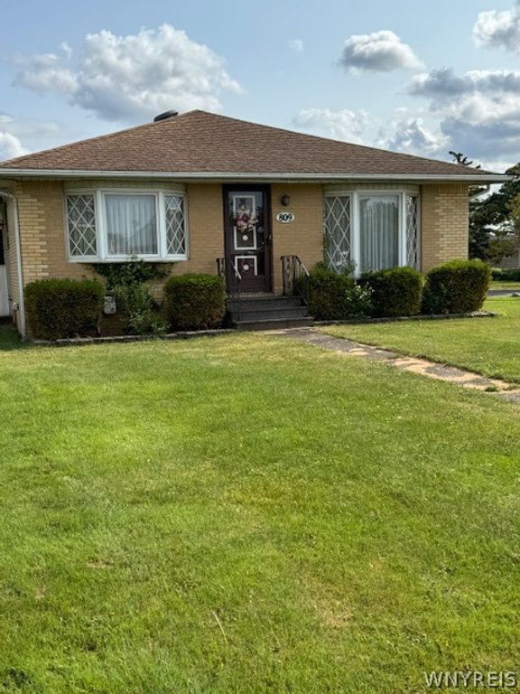 809 George Urban Boulevard, Cheektowaga, NY 14225