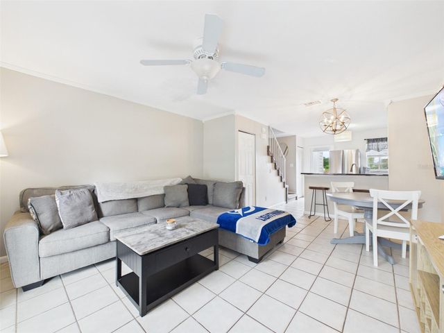 3357 W WYOMING CIRCLE 3-5, Tampa, FL 33611