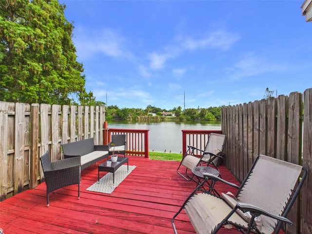 3357 W WYOMING CIRCLE 3-5, Tampa, FL 33611
