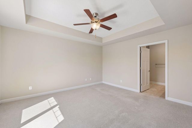 1055 Roselyn Drive, Victoria, MN 55386