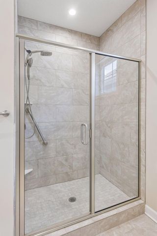 1055 Roselyn Drive, Victoria, MN 55386