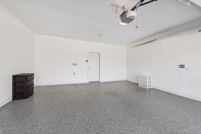 1055 Roselyn Drive, Victoria, MN 55386