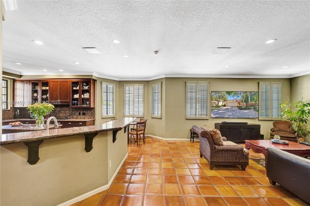 1577 Passion Vine Circle 92, Weston, FL 33326