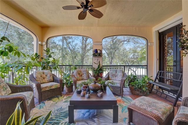 1577 Passion Vine Circle 92, Weston, FL 33326