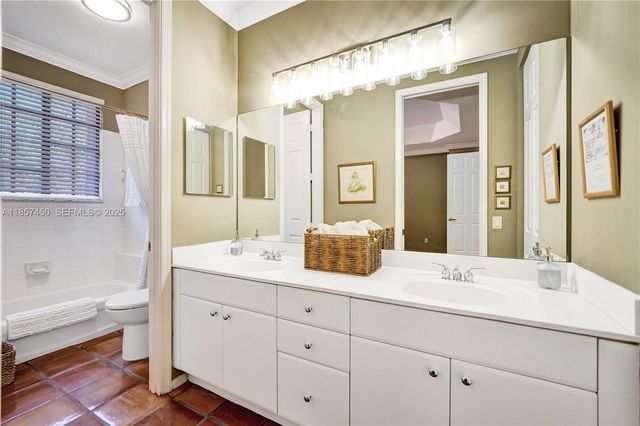 1577 Passion Vine Circle 92, Weston, FL 33326