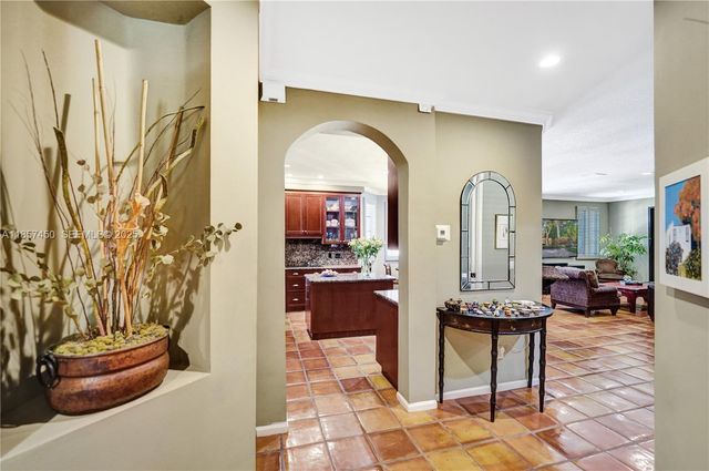 1577 Passion Vine Circle 92, Weston, FL 33326