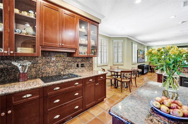 1577 Passion Vine Circle 92, Weston, FL 33326