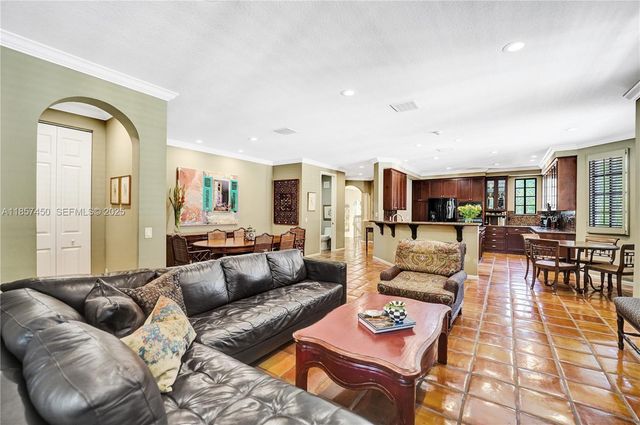 1577 Passion Vine Circle 92, Weston, FL 33326