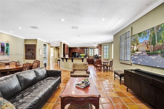 1577 Passion Vine Circle 92, Weston, FL 33326