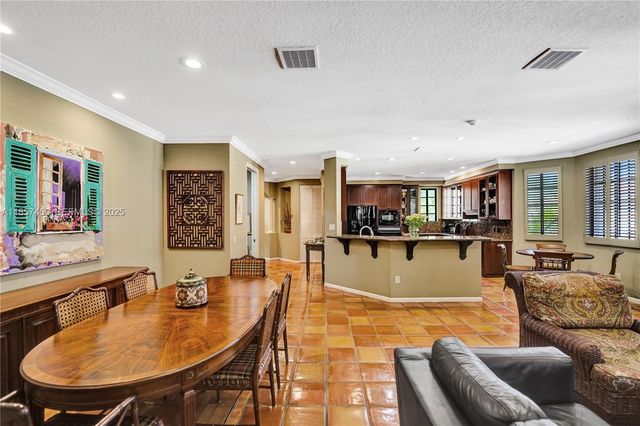 1577 Passion Vine Circle 92, Weston, FL 33326