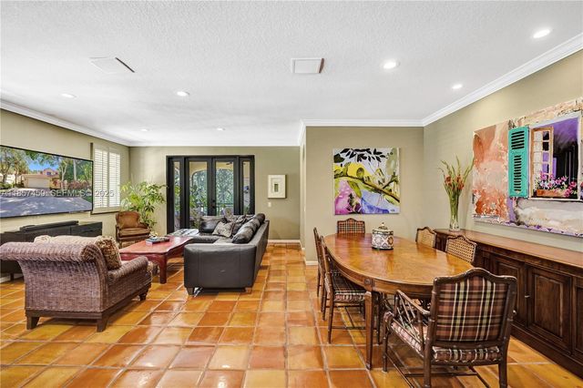 1577 Passion Vine Circle 92, Weston, FL 33326
