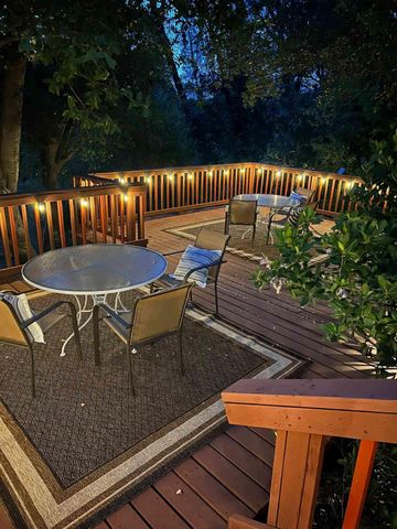 4410 Melody Lane, Redding, CA 96001