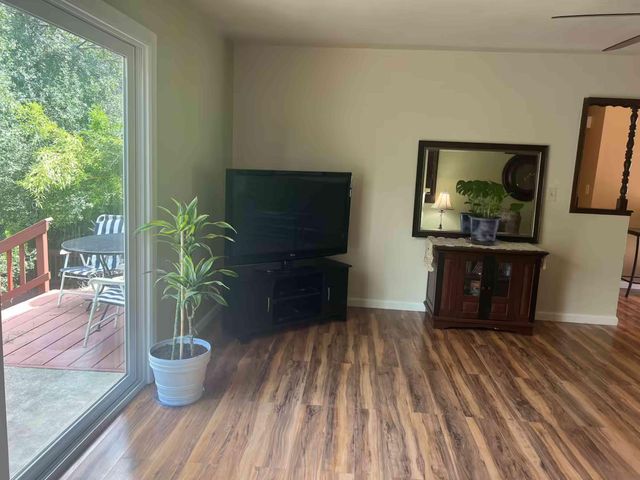 4410 Melody Lane, Redding, CA 96001