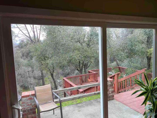 4410 Melody Lane, Redding, CA 96001