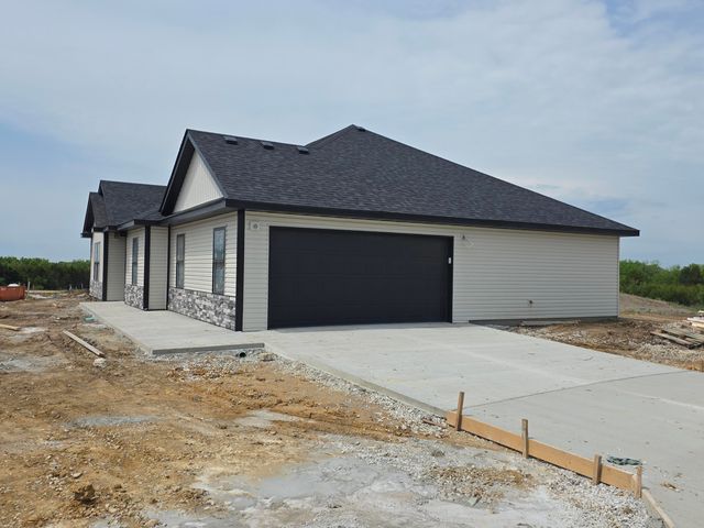 3201 POMPEY DR, Columbia, MO 65202