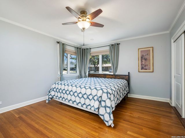 327 Tophill, San Antonio, TX 78209