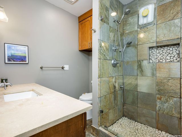 327 Tophill, San Antonio, TX 78209