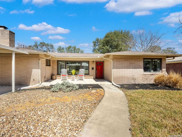 327 Tophill, San Antonio, TX 78209