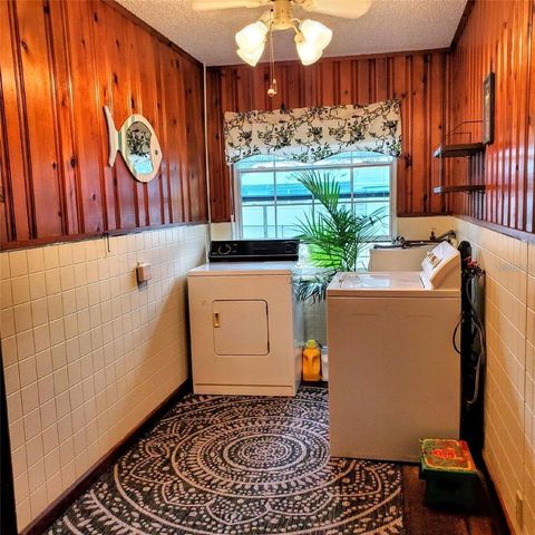 308 NE 10TH AVENUE, Mulberry, FL 33860