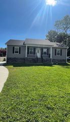 209 Cedar Ln, Tullahoma, TN 37388