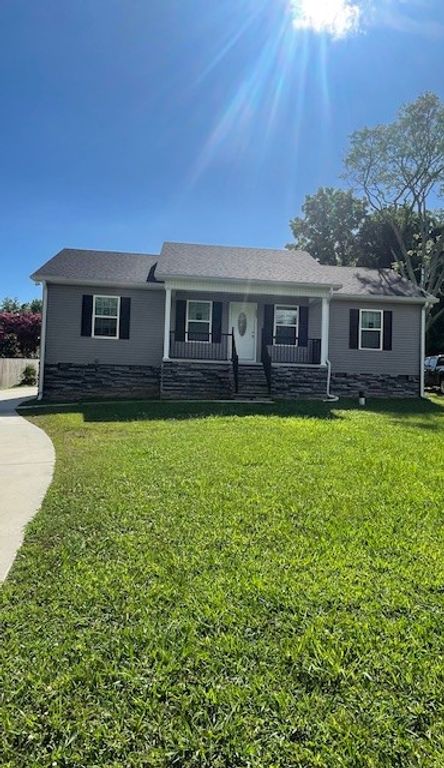 209 Cedar Ln, Tullahoma, TN 37388