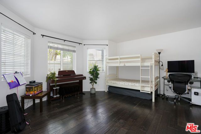 2003 Artesia Boulevard 105, Torrance, CA 90504
