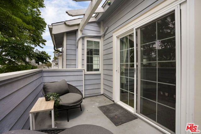 2003 Artesia Boulevard 105, Torrance, CA 90504
