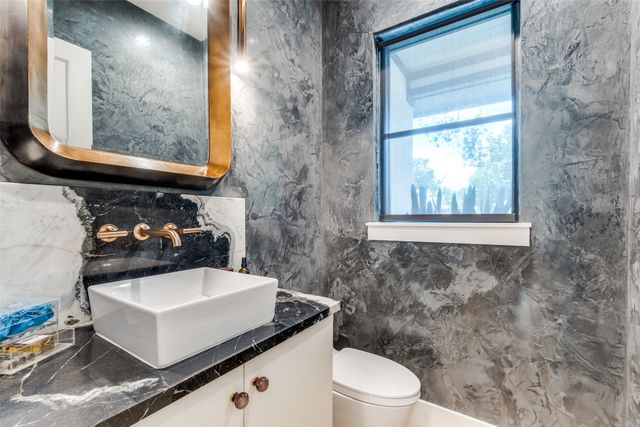 7229 Haverford Road, Dallas, TX 75214