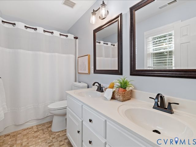 12801 Craystone Cir, Midlothian, VA 23113