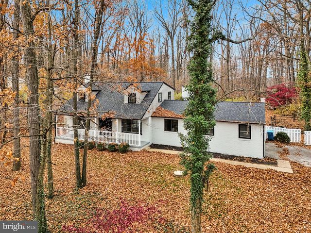 7923 HICKORY RD, Stewartstown, PA 17363