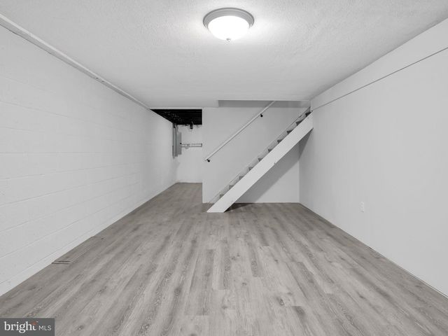 7923 HICKORY RD, Stewartstown, PA 17363