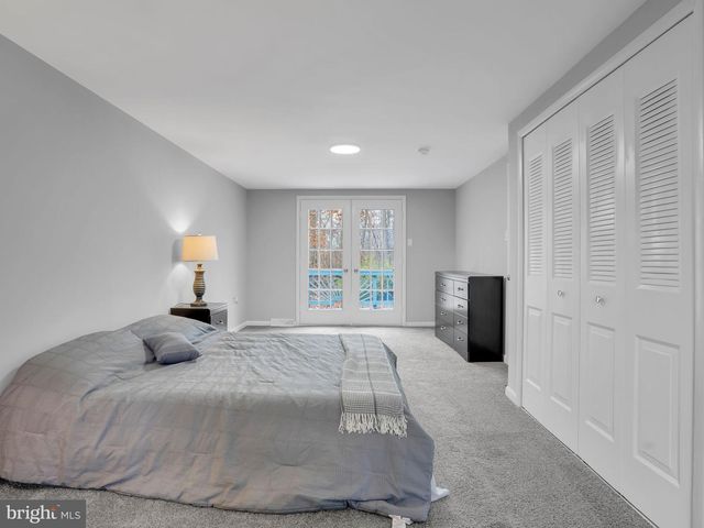 7923 HICKORY RD, Stewartstown, PA 17363