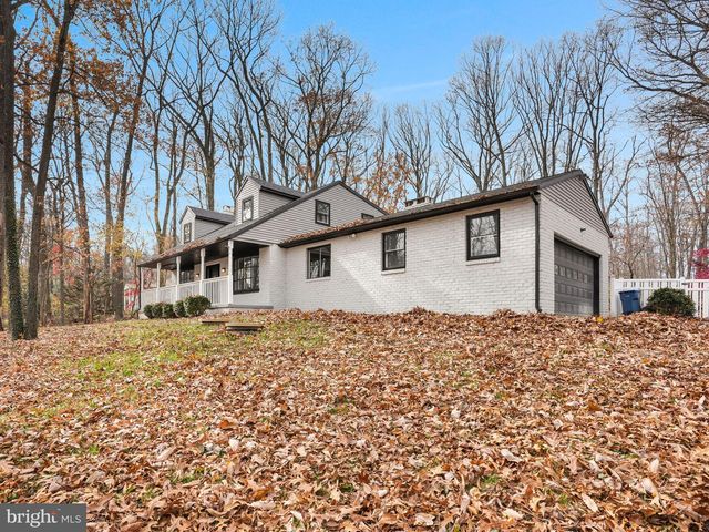 7923 HICKORY RD, Stewartstown, PA 17363