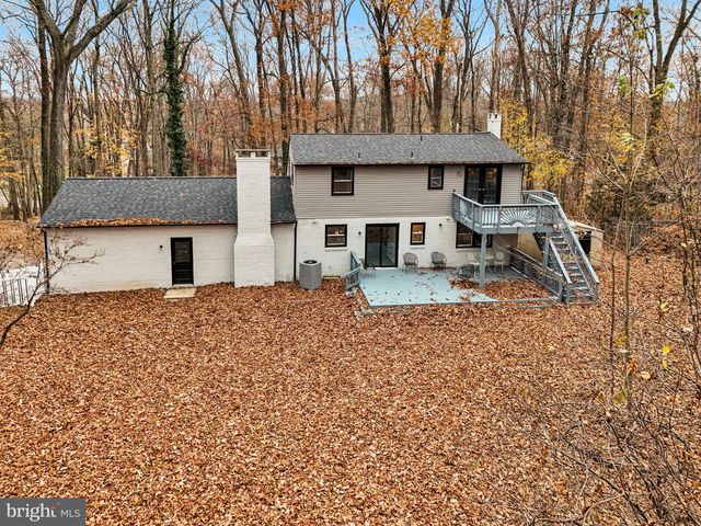 7923 HICKORY RD, Stewartstown, PA 17363