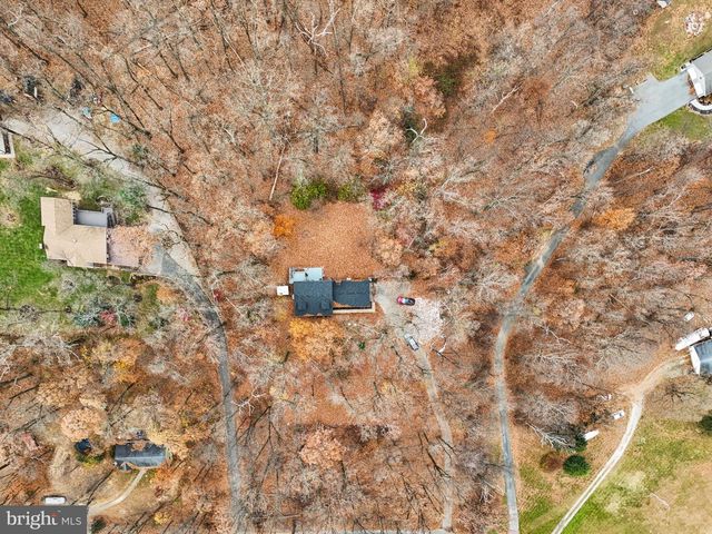 7923 HICKORY RD, Stewartstown, PA 17363