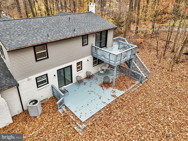 7923 HICKORY RD, Stewartstown, PA 17363