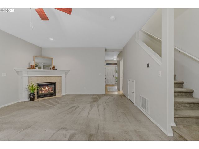 1215 Sw 175TH Ave, Beaverton, OR 97003