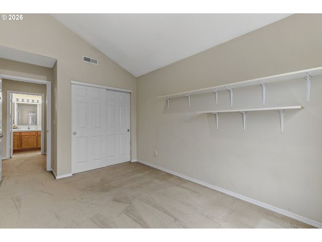 1215 Sw 175TH Ave, Beaverton, OR 97003