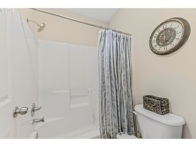 1215 Sw 175TH Ave, Beaverton, OR 97003