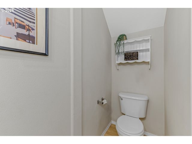 1215 Sw 175TH Ave, Beaverton, OR 97003